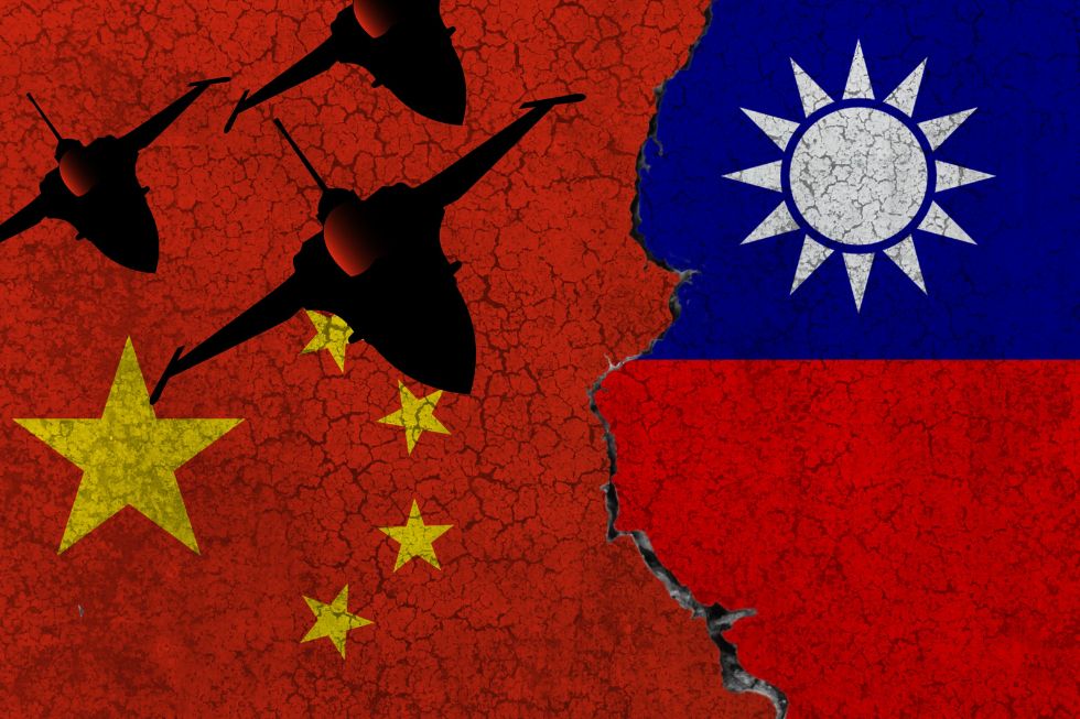 Trump Downplays Chinese Military Drills Near Taiwan, Says ‘No Worries’